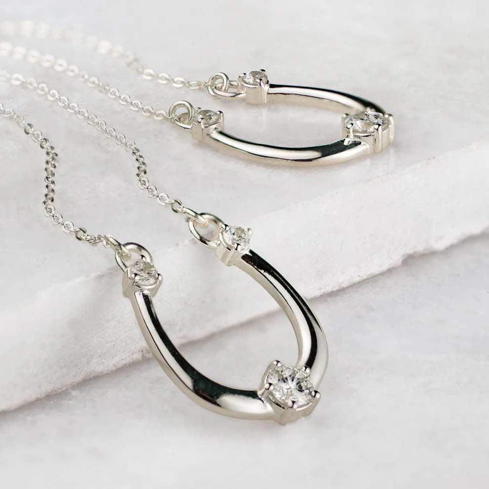 Trinity - Moissanite Stone Horseshoe Necklace in Silver